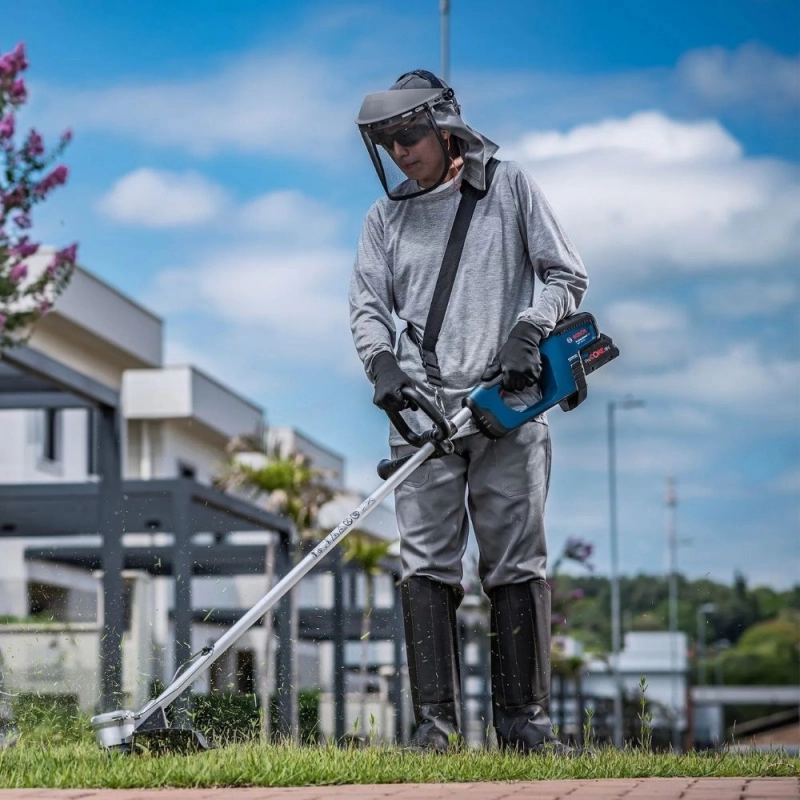 Combo Desmalezadora BOSCH Desmalezadora 18v GFR + Cagador + Bateria